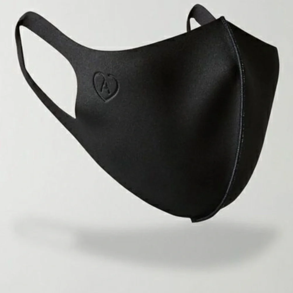NEW Aritzia Mask